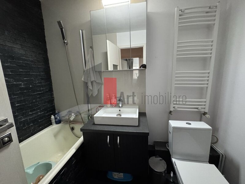 Gorjului vanzare apartament 2 camere centrala termica